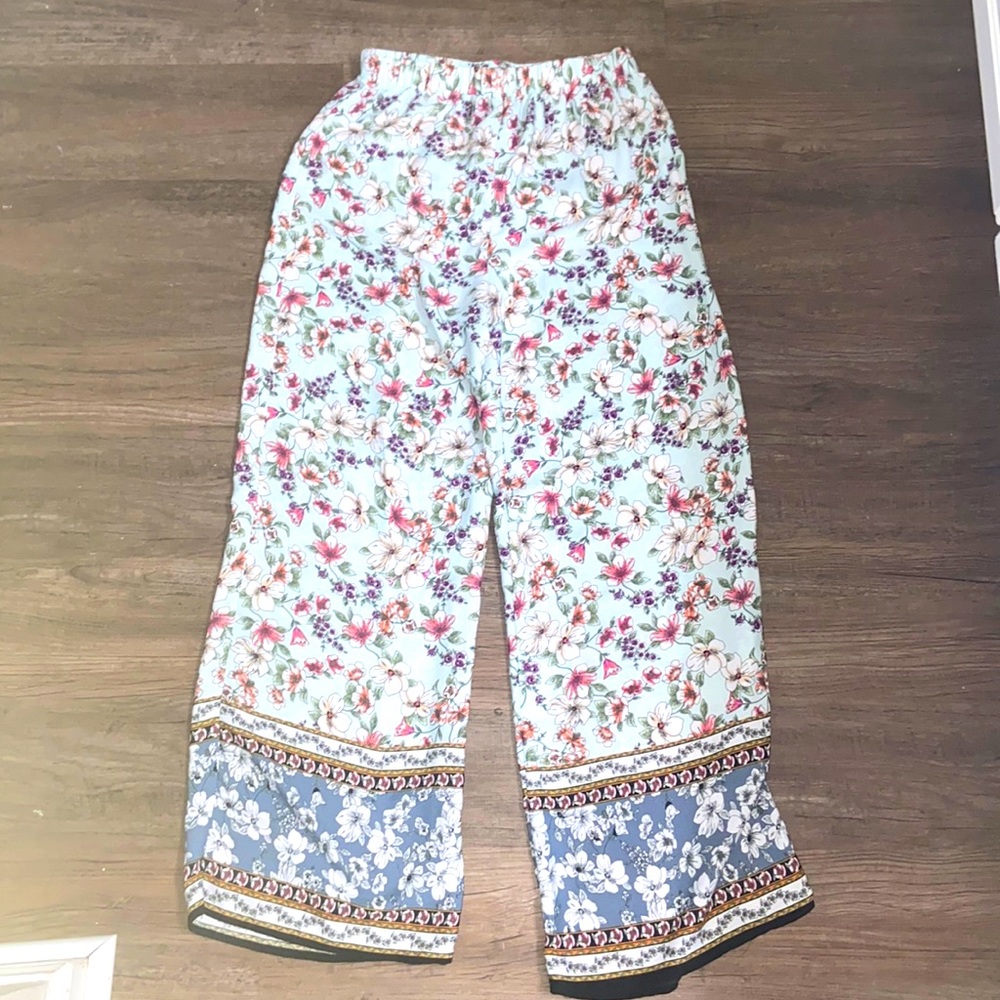 Flouncy Pants!